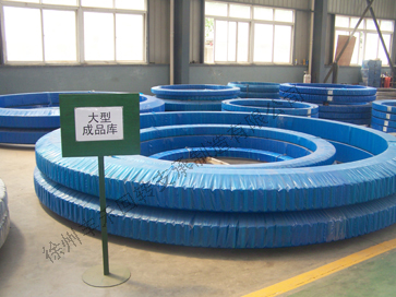 整潔高效的辦公區(qū)，規(guī)范高效的生產(chǎn)車間