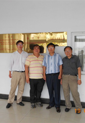 新加坡客戶到我司參觀