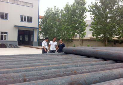 意大利客戶(hù)到我司檢驗(yàn)產(chǎn)品進(jìn)度