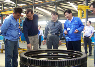 中國(guó)機(jī)械工業(yè)企業(yè)管理會(huì)對(duì)我司機(jī)進(jìn)行評(píng)審